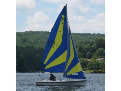 2001 Catalina Capri 16K sailboat for sale in Pennsylvania