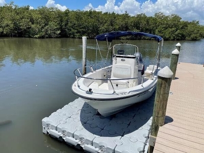 2003 19FT Boston Whaler Nantucket.  Re-powered In 2019 With 150HP Yamaha.