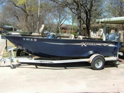 2008 Xpress DVX175 powerboat for sale in Texas