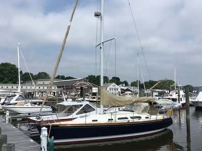 Maryland, SABRE YACHTS, Cruising or Racing Sailboat
