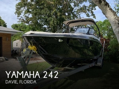 2015 Yamaha 242 Limited S in Davie, FL