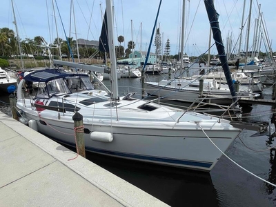 2000 Hunter 380 sailboat for sale in Florida