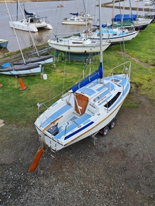 For Sale: Pippin 20ft Trailer Sailer