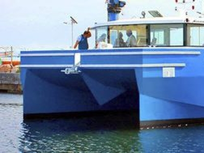 Professional fishing boat - Aquacoles - SQUALTEC - catamaran / inboard / aluminum