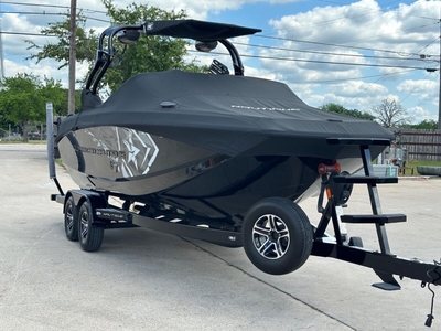 2015 SUPER AIR NAUTIQUE G21 SURF WAKEBOARD BOAT LOW HOURS TEXAS