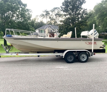 Boston Whaler Outrage 18 Includes Trailer