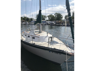 1986 Caliber Yachts Caliber 28 sailboat for sale in New York