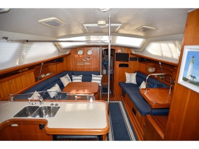 2004 Hunter 44 DS sailboat for sale in Outside United States