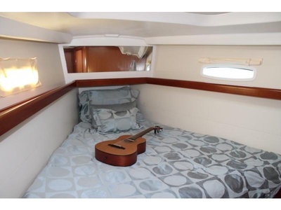 2008 Beneteau Oceanis sailboat for sale in Vermont