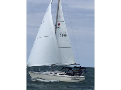 1988 Catalina 30 MKII Tall Mast Bow Sprit sailboat for sale in Ohio
