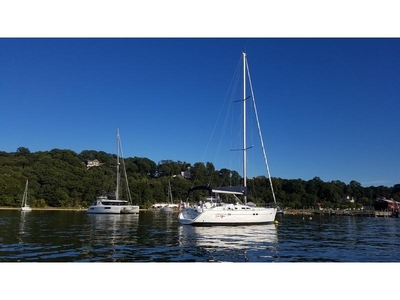 2005 Beneteau 423 sailboat for sale in New York