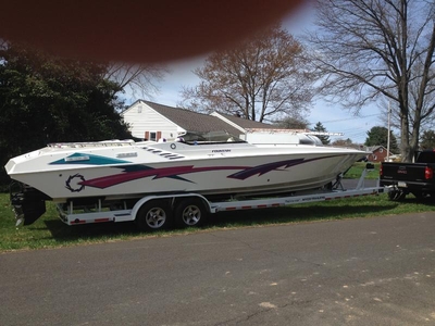 1996 FOUNTAIN 35 LIGHTNING powerboat for sale in Pennsylvania