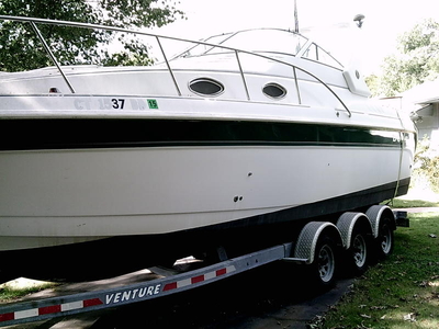 1998 Donzi 275LX powerboat for sale in Connecticut