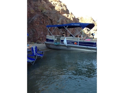 2014 Sun Tracker Party Barge powerboat for sale in California