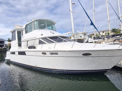 CARVER 500 MOTOR YACHT FOR SALE GOLD COAST