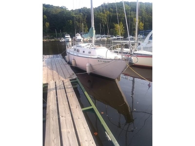 1975 Pearson 35 sailboat for sale in New York
