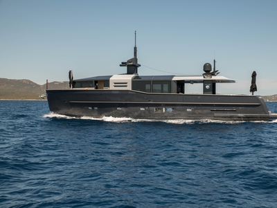 2015 Arcadia Yachts85
