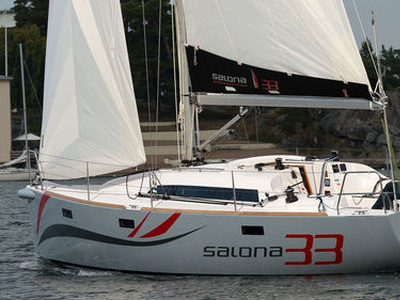 Cruising-racing sailboat - S33 - Salona yachts - regatta / 2-cabin / with bowsprit