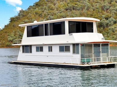 Luxury Houseboat 45'