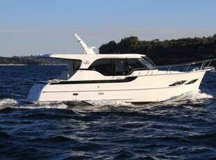 NEW Integrity 340 SX Displacement Cruiser