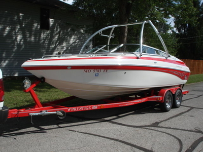 Crownline 225 BR