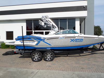 Mastercraft XStar Very Clean Boat! Only 200 Hours With Gen2 Surf System