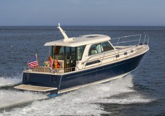 new sabre motor yachts 38 salon express maine usa built downeast style luxury cruiser power boats