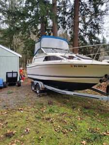 Bayliner Cuddy Cabin 20' Boat Located In Redmond, WA - No Trailer