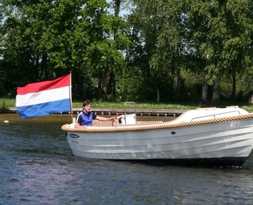 Inboard small boat - ALLURE 26 - Crescent