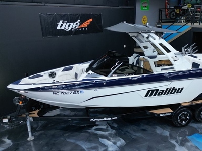 Malibu Boats 25 LSV 2019