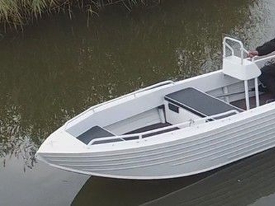 Outboard center console boat - Trident 450C - TRIDENT Aluminium Boats - sport-fishing / aluminum / 5-person max.