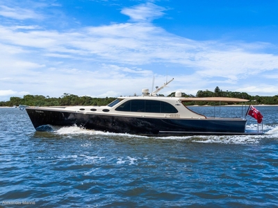 Palm Beach Motor Yachts 50 Sedan