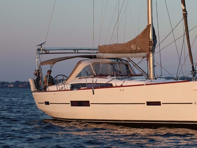 2015 Dufour 43' 500 Grand Large