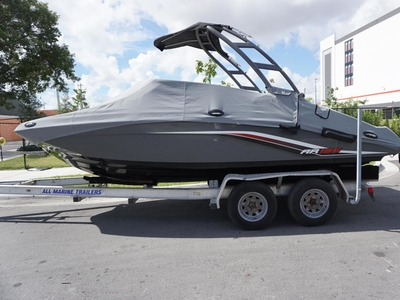 2019 Yamaha Boats 19' AR 195