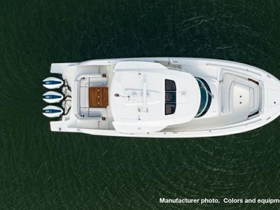 2025 Tiara Yachts 38 Luxury Sport | 38ft