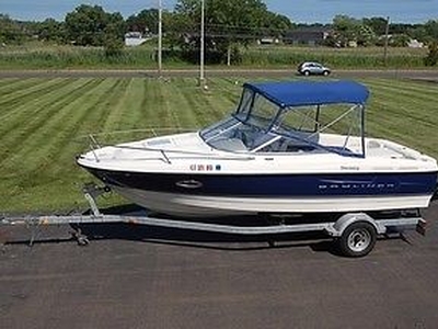 Bayliner 210 DISCOVERY