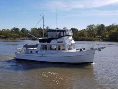 Grand Banks 42 Classic powerboat for sale in Louisiana