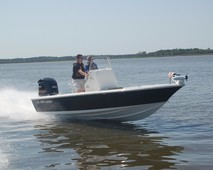 NEW KEY WEST 210BR TOURNAMENT CENTRE CONSOLE FISHING BOAT
