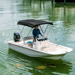 Outboard center console boat - 150 MONTAUK - Boston Whaler - sport-fishing / 6-person max. / sundeck