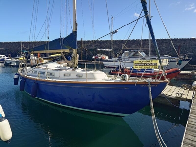 For Sale: RIVAL 32 cruiser, Great boat, lovely interior. £15500