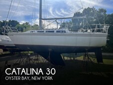 1984 Catalina 30 Tall Rig in Oyster Bay, NY