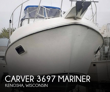 1987 Carver 3697 Mariner