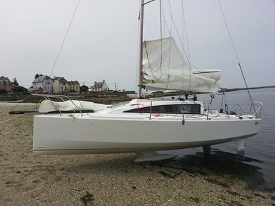 Cruising sailboat - DJANGO 6.70 - Marée Haute - 1-cabin / 4-berth / fiberglass