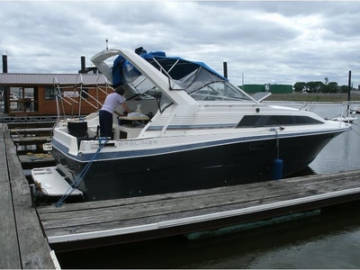 1986 Bayliner 2850 Contessa powerboat for sale in Iowa