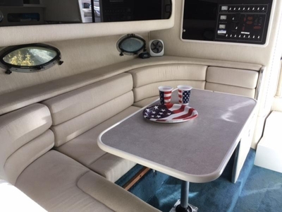 1995 Chaparral Signature 31 powerboat for sale in New York