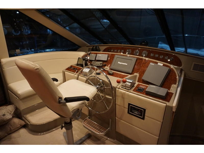1999 Bayliner 5288 Pilothouse MY powerboat for sale in New York