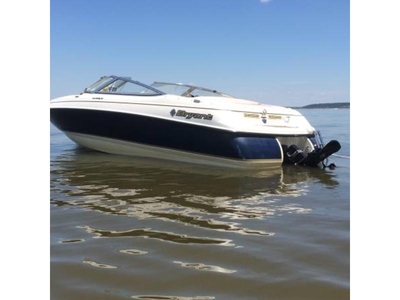 2002 Bryant 196 Bowrider powerboat for sale in Kansas