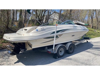 2003 Sea Ray 220 Sundeck powerboat for sale in Virginia