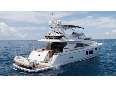 2013 Fairline Squadron powerboat for sale in Florida