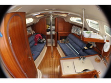 1999 Hunter 310 sailboat for sale in Outside United States